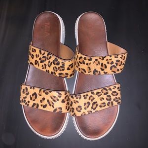 Mia Leopard Platform Sandals